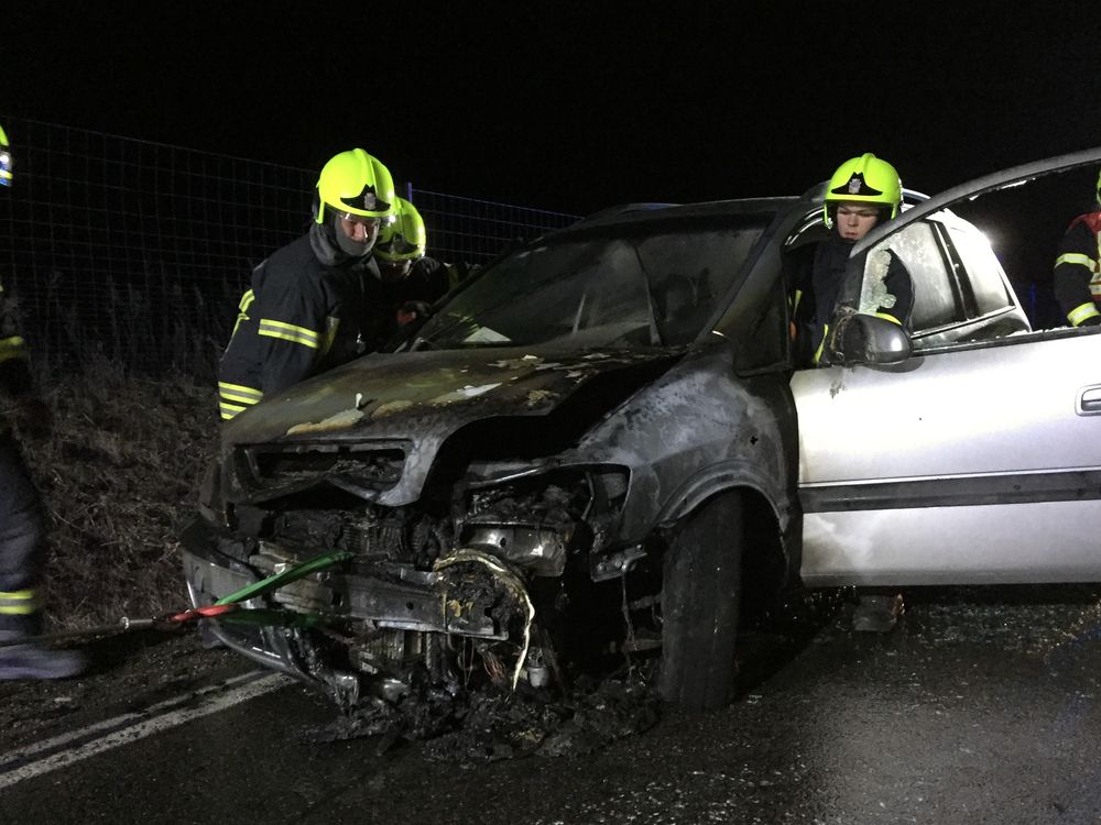 Vollbesetzter Pkw geriet auf S3 in Brand Heute.at