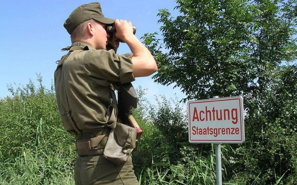 Soldaten helfen wieder an der Grenze.
