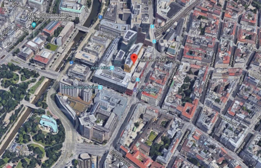 Der Unfall ereignete sich in der Invalidenstraße 6, kurz vor der Kreuzung mit der Landstraßer Hauptstraße. 