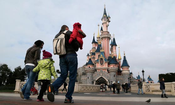 Ein Tourist aus der Schweiz ist im Disneyland Paris verschwunden.