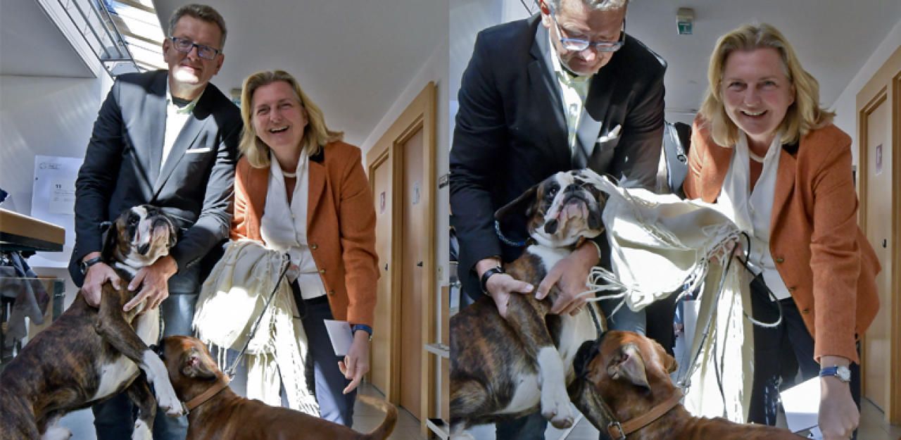 Heute.at - Kennedy und Churchill trösten Karin Kneissl