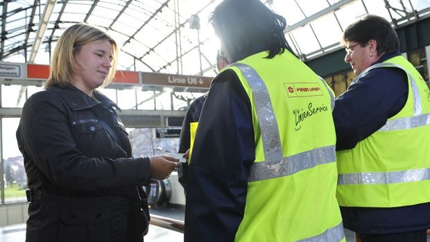 Falsche Öffi-Kontrollore in der U3 gesichtet - Wien | heute.at