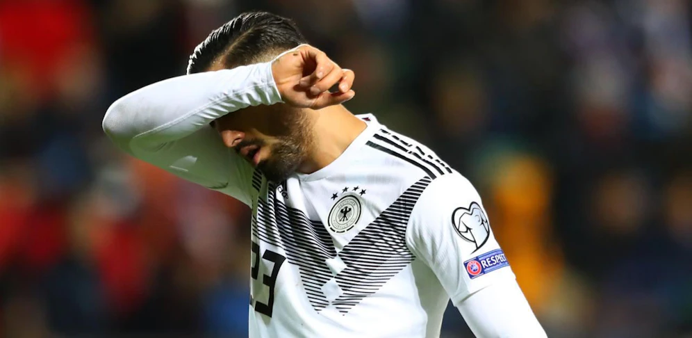 Emre Can flog nach 14 Minuten mit Glattrot vom Platz.