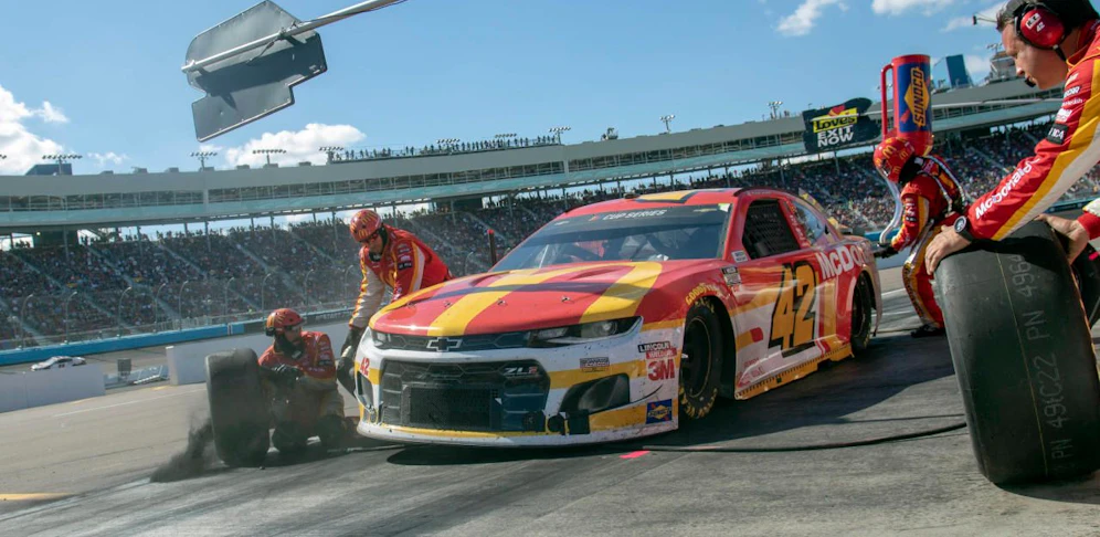 Kyle Larson ist sein Nascar-Cockpit wegen einer rassistischen Entgleisung los.