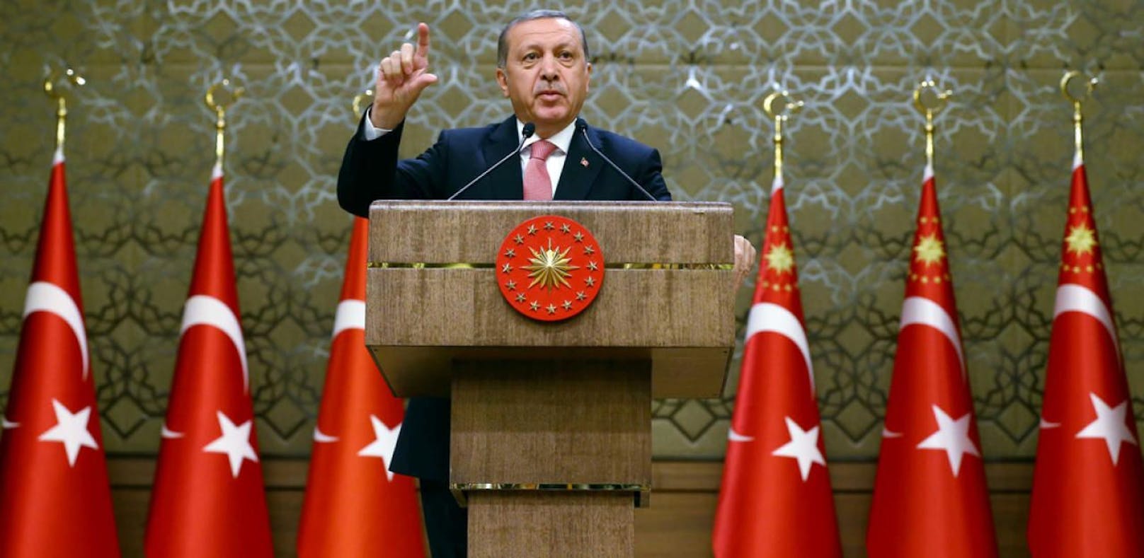 Aus der Türkei unter Präsident Recep Tayyip Erdogan dringt scharfe Kritik nach Österreich.