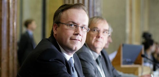 Der frühere Kärntner Landesrat Harald Dobernig (FPÖ). Hier auf einem Archivbild bei seiner Zeugenaussage im Hypo-U-Ausschuss im Jahr 2015. 