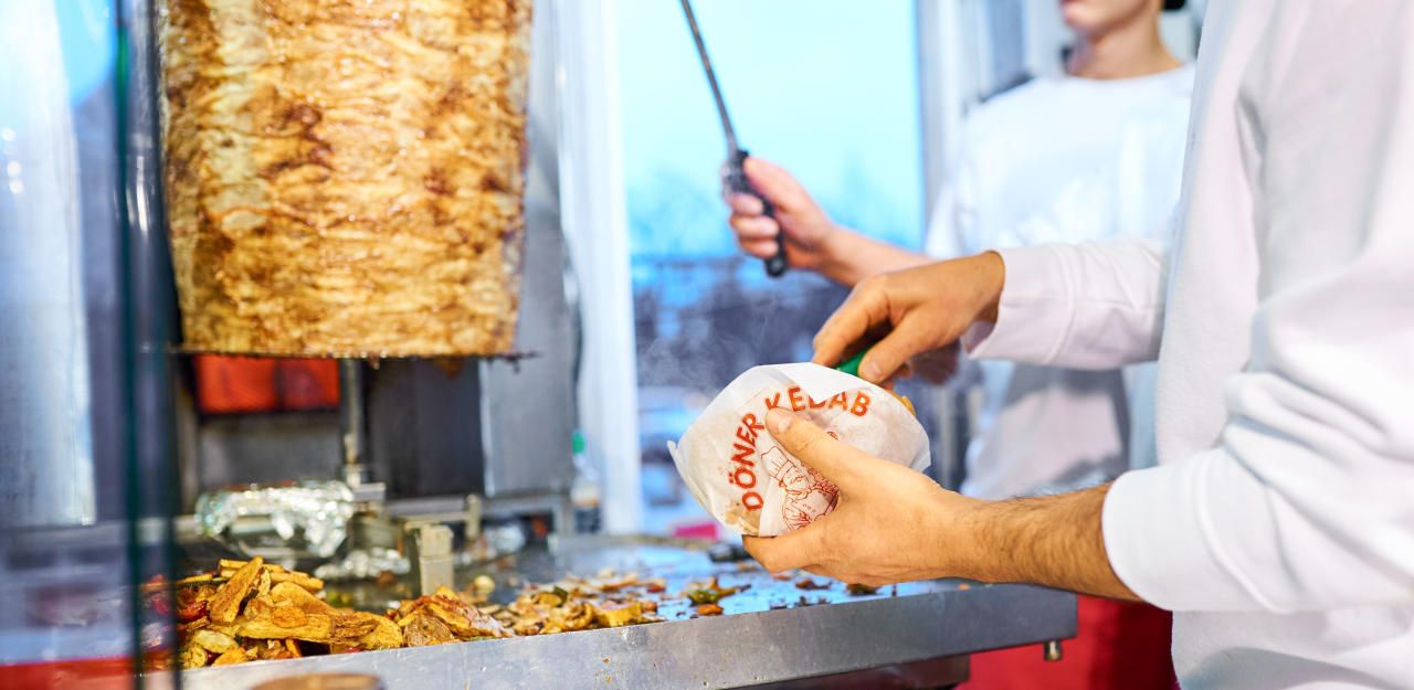 Ein Kebap-Stand in Wien-Leopoldstadt sperrt wieder auf.