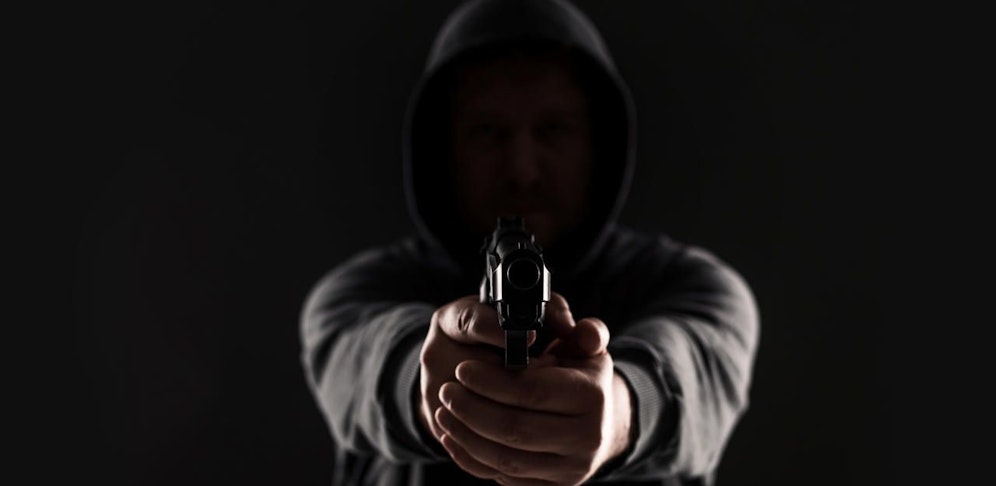 Im November soll das Duo (17 und 19 Jahre alt) einen Mann überfallen haben, nun wurden sie festgenommen. 