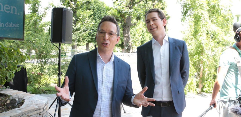 Peter L. Eppinger (li.) spricht für die "Liste Kurz"