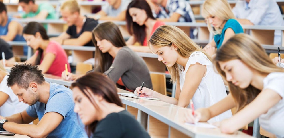 An Österreichs Unis beginnen jetzt die Aufnahmetests. 