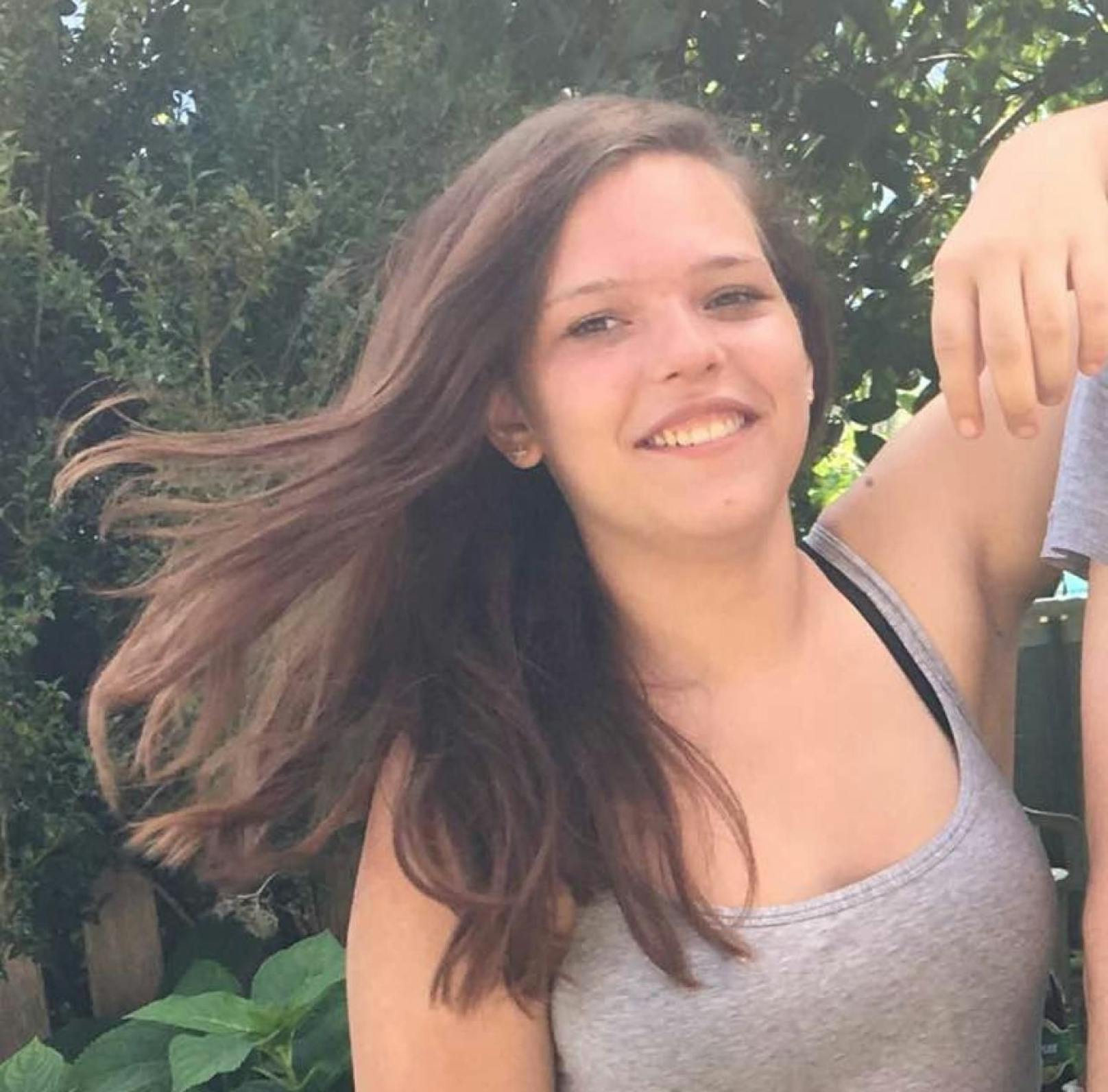 Schülerin Sarah (14) wird vermisst.