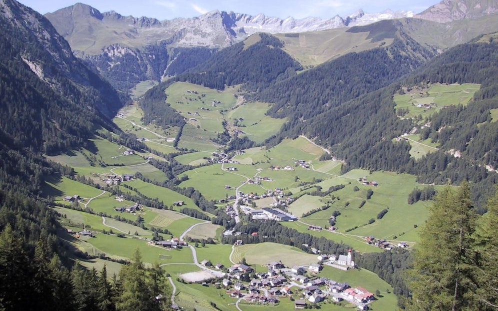 Die südtiroler Ortschaft Pfunders im Pustertal  in ihrer Nähe ereignete sich das Unglück.