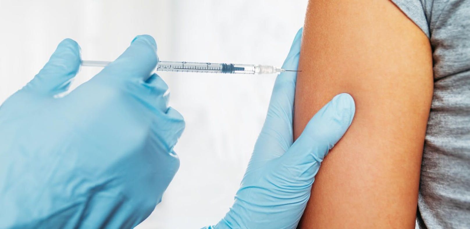 Alle ab 12 Jahren können sich in der "Pop-Up Impfstraße" spontan impfen lassen.
