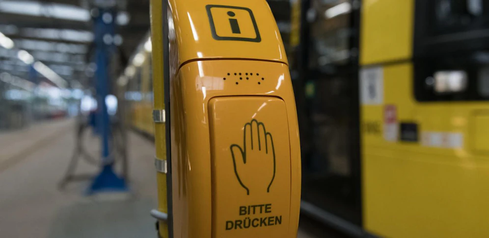 Tatort Berliner U-Bahn: Die Polizei sucht nun das Opfer.
