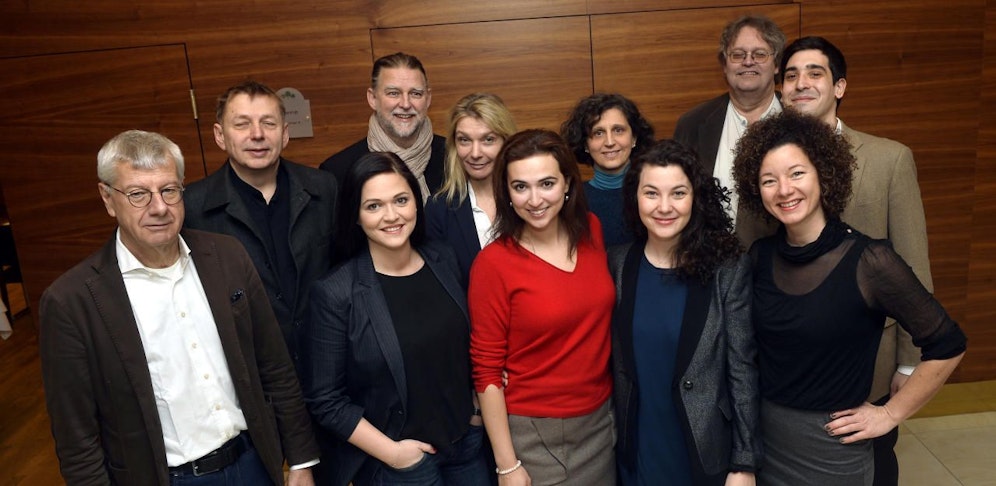 Ein altes Bild der Liste JETZT: v.l.n.r Bruno Rossmann (scheidet aus), Wolfgang Zinggl (scheidet aus), Daniela Holzinger-Vogtenhuber, Alfred Noll (scheidet aus), Maria Stern (Parteichefin, nicht im Parlament), Alma Zadic (kandidiert für die Grünen), Barbara Beclin (nicht im Parlament), Stephanie Cox (scheidet aus), Peter Kolba (nicht im Parlament), Sebastian Bohrn-Mena (nicht im Parlament) und Martha Bißmann (mittlerweile wilde Abgeordnete) vor Beginn der Klubklausur der Liste Pilz am Freitag, 12. Jänner 2018, in Mauerbach.