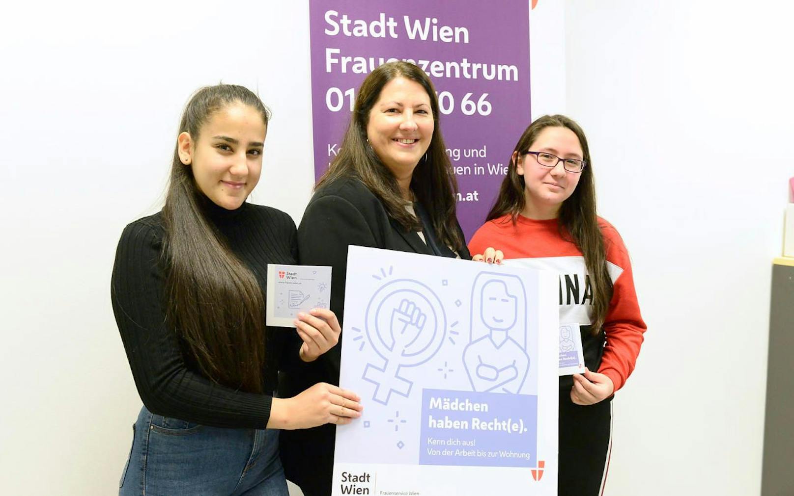 Mit neuen Digitalisierungs-Workshops will Frauenstadträtin Kathrin Gaal (SPÖ, Mitte) Mädchen und Frauen in Job und Alltag stärken. 
