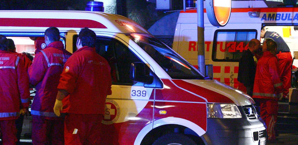 Das verletzte Mädchen wurde mit der Rettung in ein Spital gebracht.