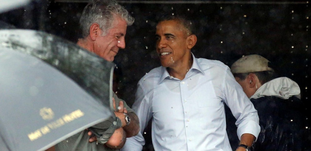 Bourdain mit dem damaligen US-Präsidenten Barack Obama in Vietnam