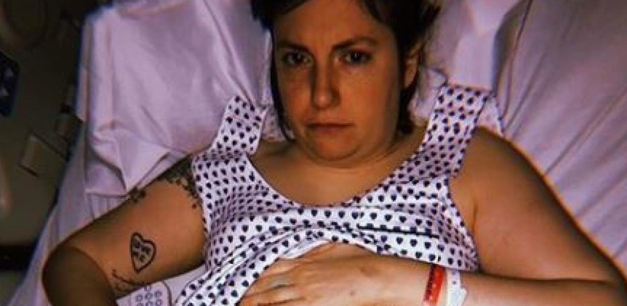 Heute.at - Lena Dunham musste sich Eierstock entfernen lassen