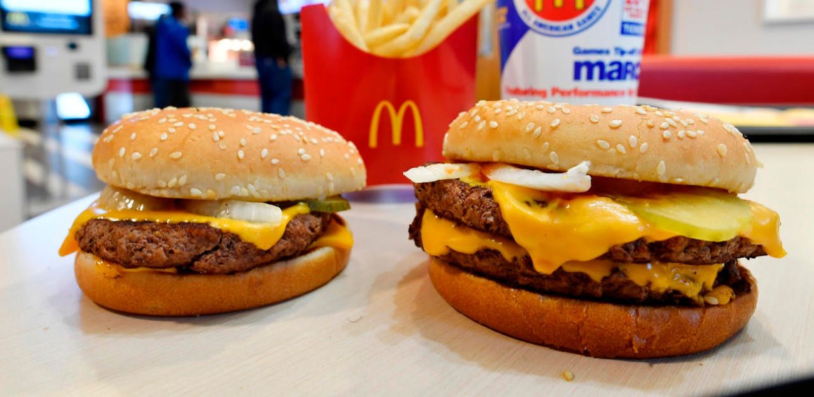 Der &quot;Quarterpounder&quot; von McDonalds heißt in Europa &quot;Royale mit Käse&quot;.