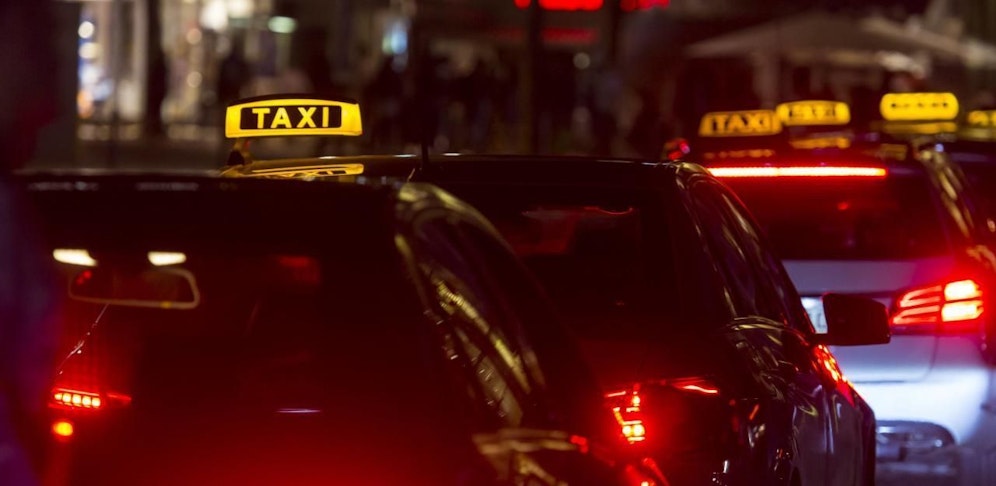 Ein 33-Jähriger Taxilenker soll sich an einer 19-jährigen grazerin vergangen haben. 