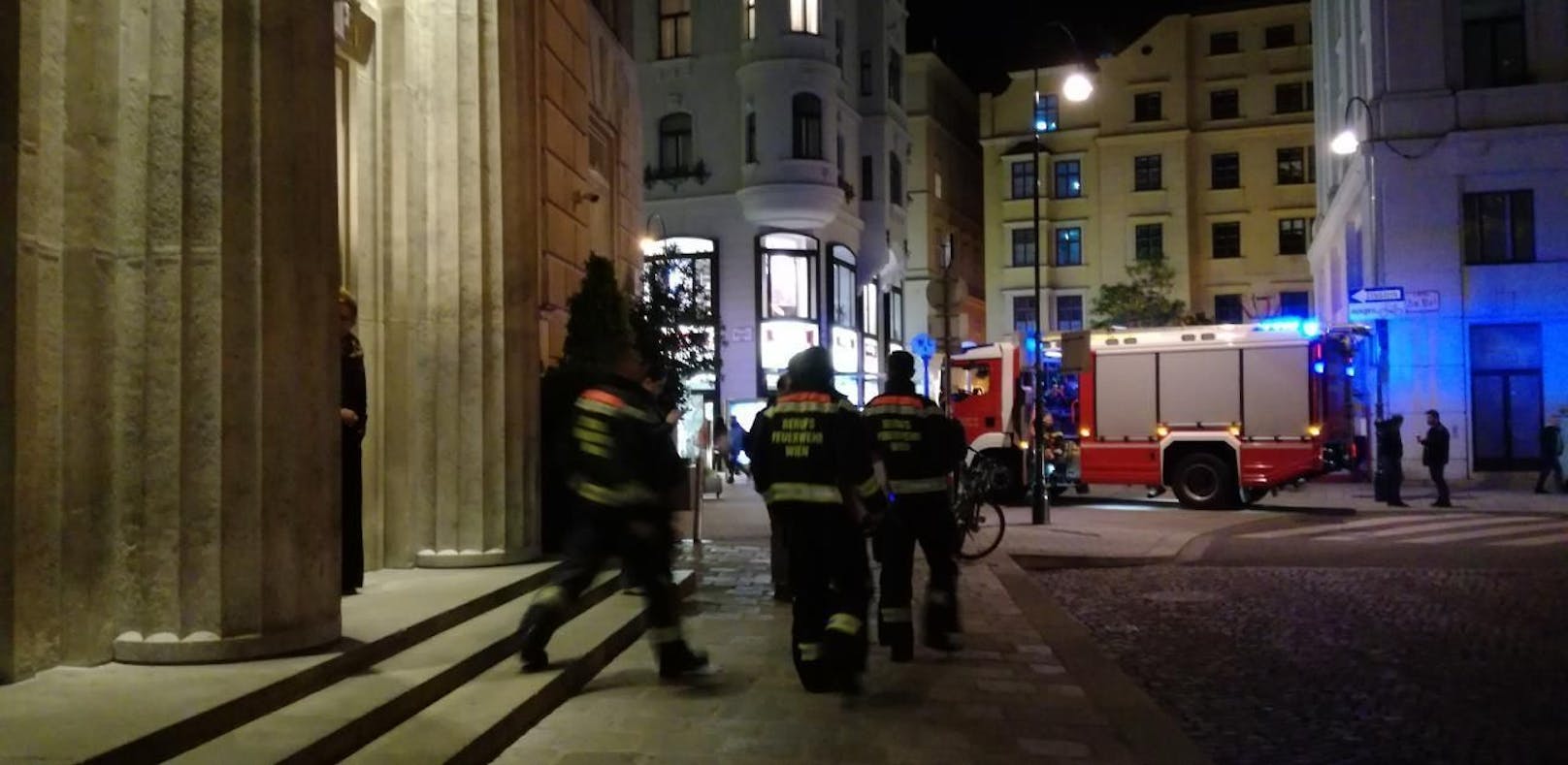 Alarm in der Wiener City: Im Nobelhotel Park Hyatt lösten die Brandmelder aus.