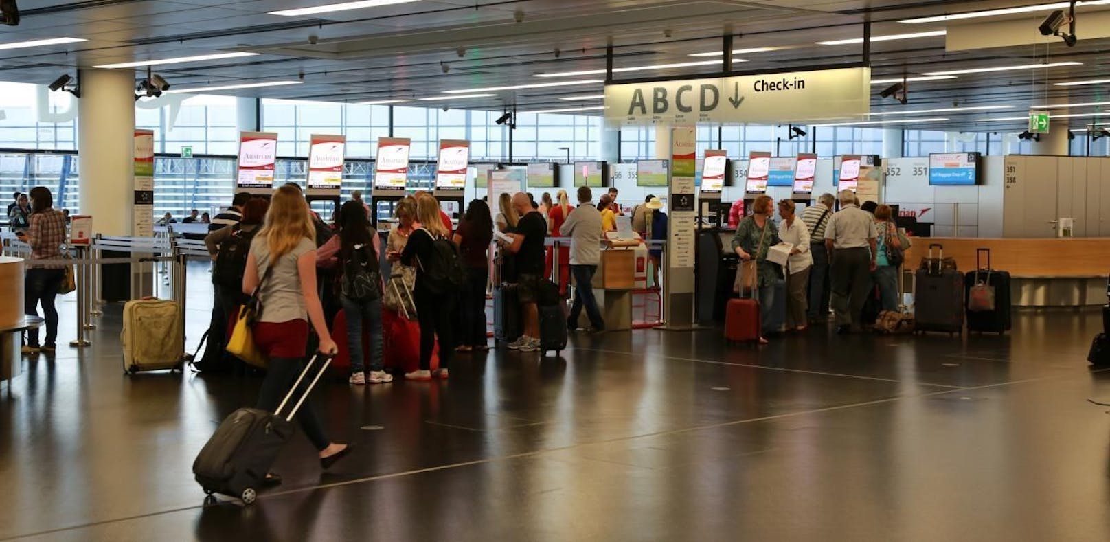 Flughafen Wien Schwechat - Check In Terminal
