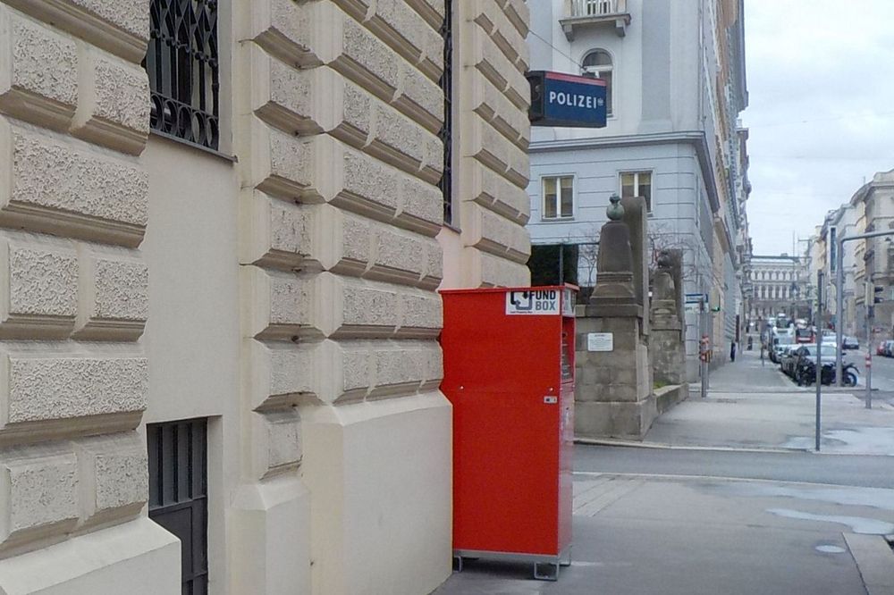 An 100 Standorten werden die Fundboxen in Wien nun ausgetauscht, um sie sicherer zu gestalten.