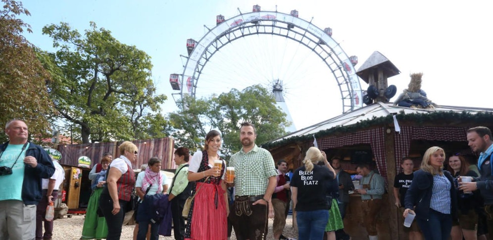 Die Wiener Wiesn muss nicht übersiedeln, sie darf beim Riesenrad bleiben.