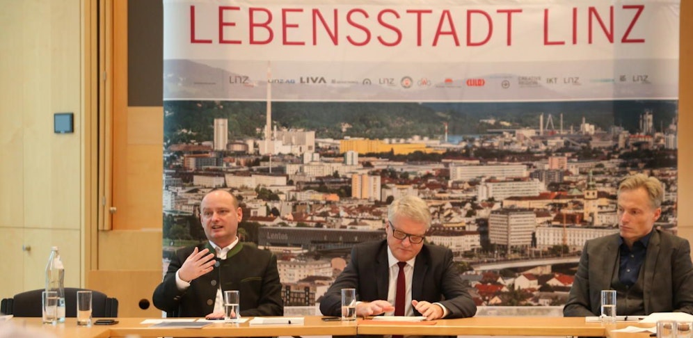 Markus Hein (li.) und Klaus Luger hatten schon bessere gemeinsame Zeiten.