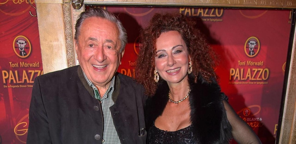 Für Tochter Jackie könnten sich Lugner und Mausi versöhnen.