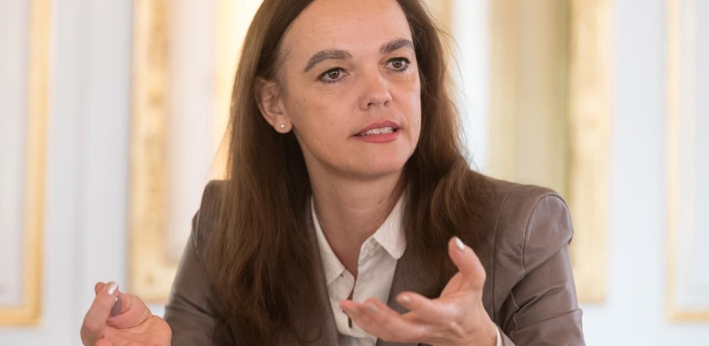 Ministerin Sonja Hammerschmid setzt sich für den Ausbau der Ganztagsschulen ein.