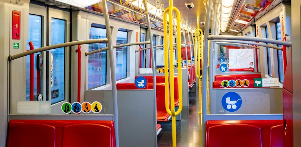 Die Wiener Linien verstärken in der Corona-Krise die Erreichbarkeit von Wiens Spitälern und beginnen mit der Verteilung von Schutzmasken an ihre Mitarbeiter. 