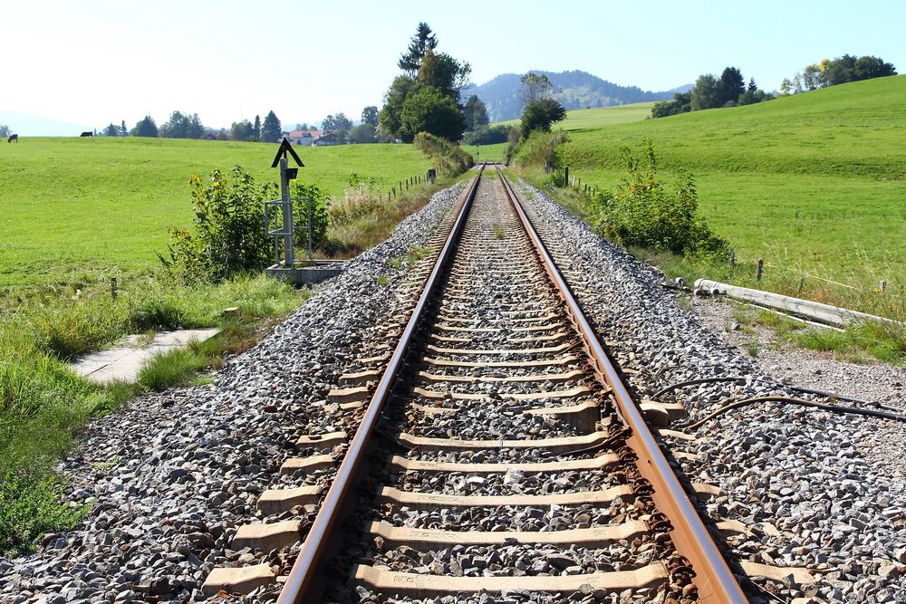 Die Strecke zwischen Mattersburg und Bad Sauerbrunn musste unterbrochen werden. (Symbolbild).