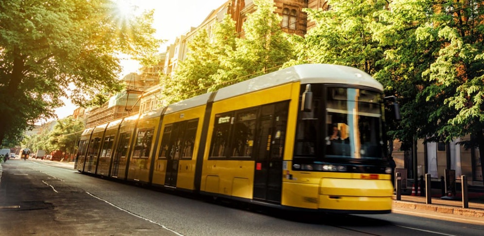 Der 36-Jährige belästigte die Frauen in einer Straßenbahn (Symbolbild)