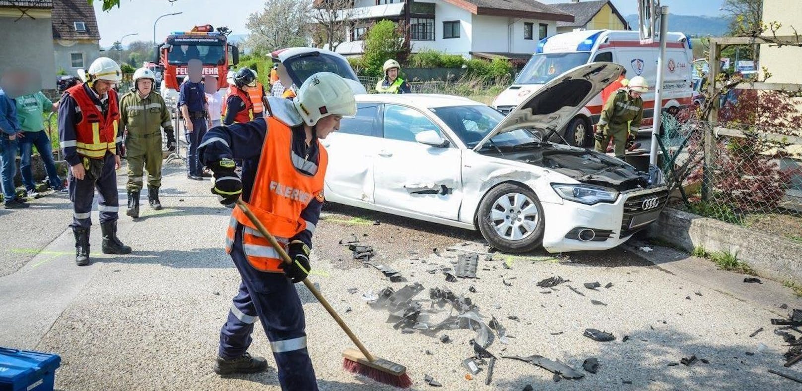 Schwerer Verkehrsunfall am heutigen Freitag in Pöchlarn.