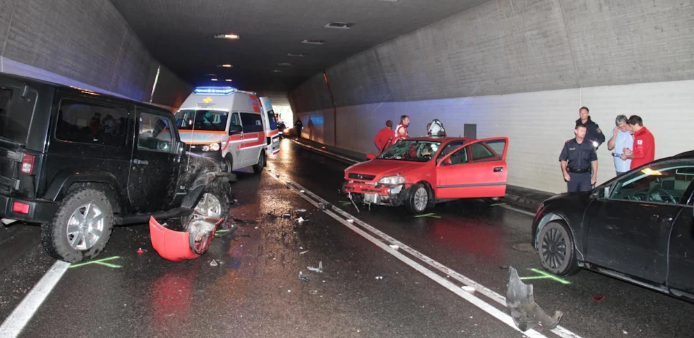 Verkehrsunfall im Umfahrungstunnel Ried-Kaltenbach