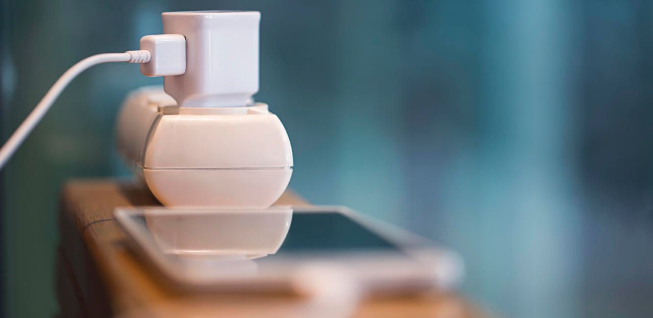 Das passiert, wenn das Ladekabel am Strom bleibt - Multimedia | heute.at