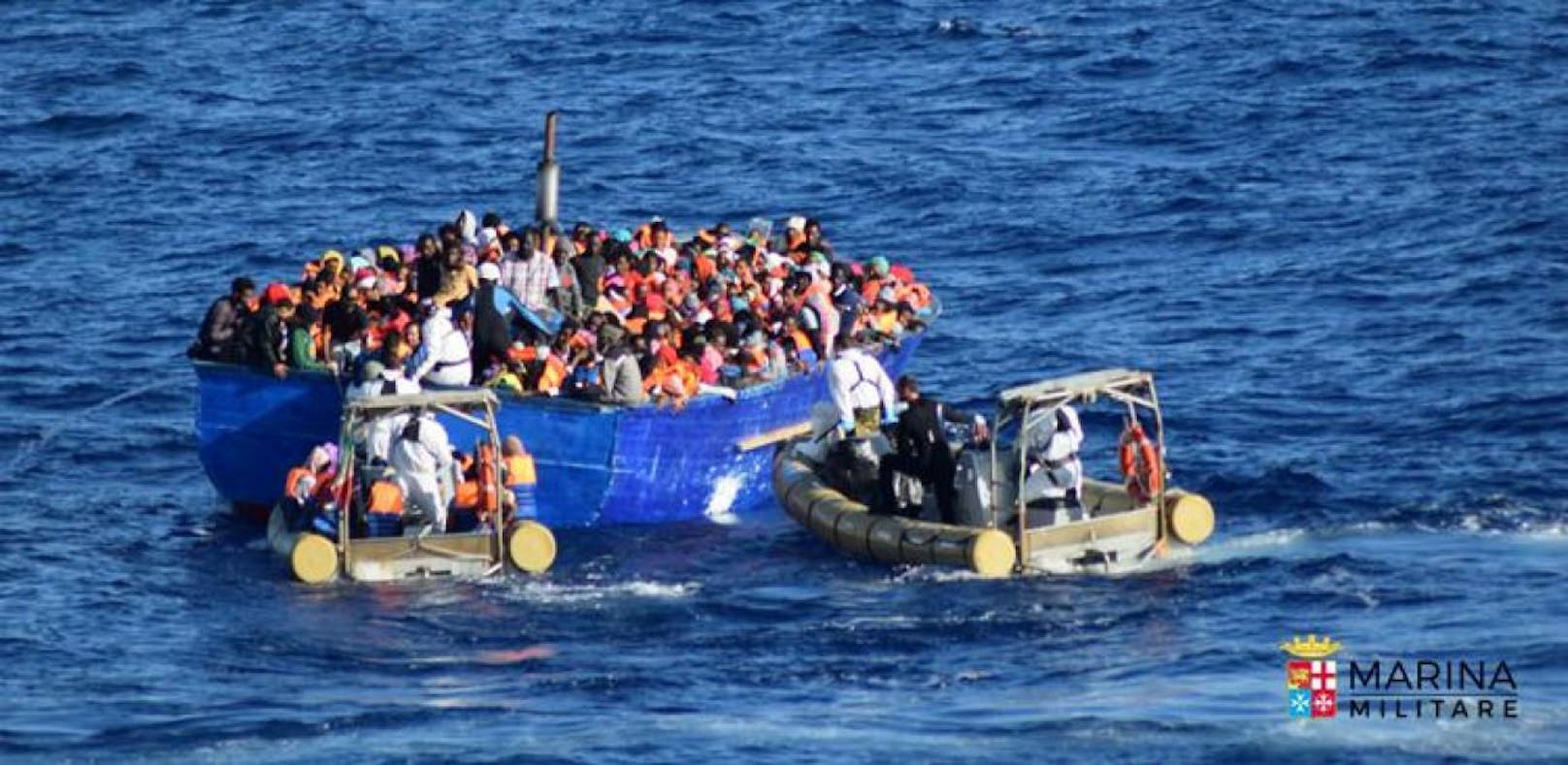 Tausende wollen über das Mittelmeer nach Europa.