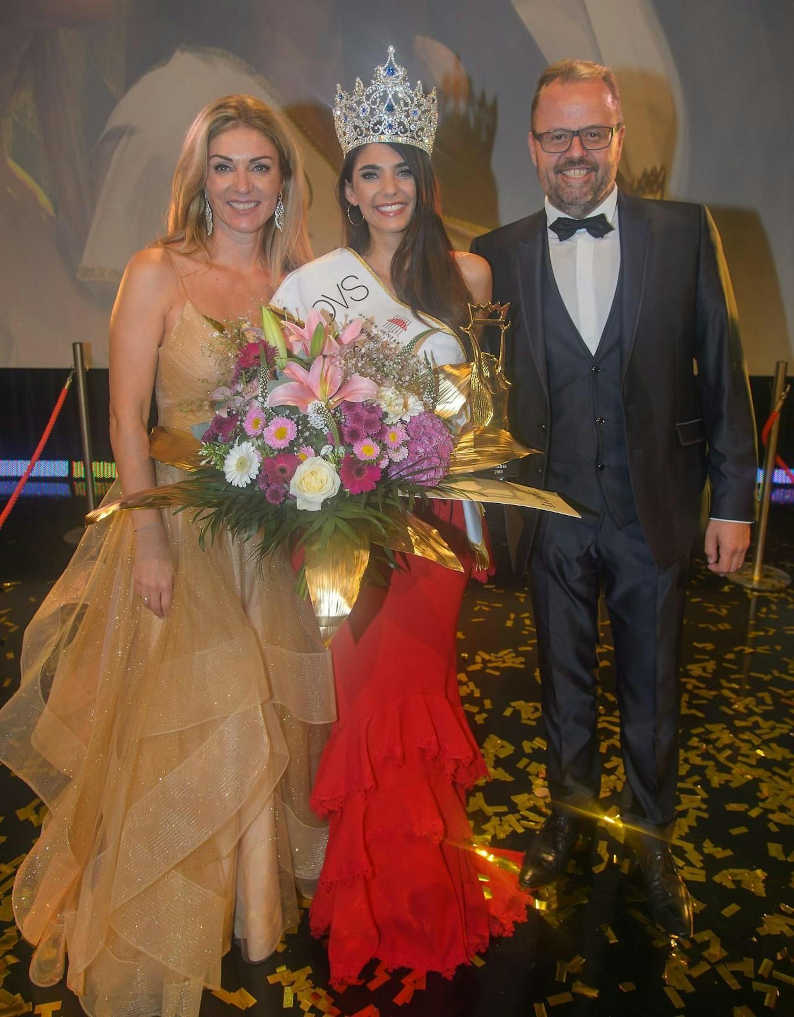 Miss Austria 2018 Daniela Zivkov, MAC-Chef Jörg Rigger und Gattin Kerstin