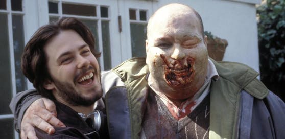 Edgar Wright (li.) am Set von "Shaun of the Dead"