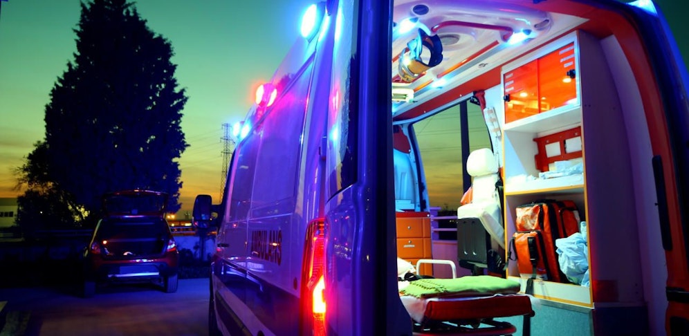 Die beiden 15-Jährigen wurden notärztlich versorgt und ins Krankenhaus nach Rohrbach gebracht.