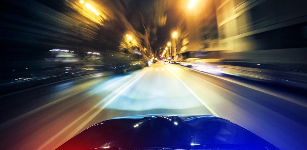 Der 28-jährige raste mit 130 km/h durch eine 30er-Zone.