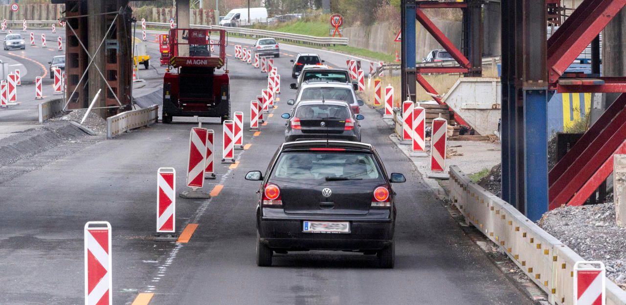 Asfinag Stellt Alle Nicht Notwendigen Baustellen Ein – Wirtschaft ...