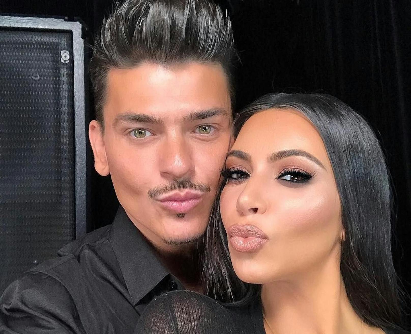 Kim Kardashian vertraut auf die Fähigkeiten von Mario Dedivanovic. Seit 10 Jahren ist er ihr Visagist. 