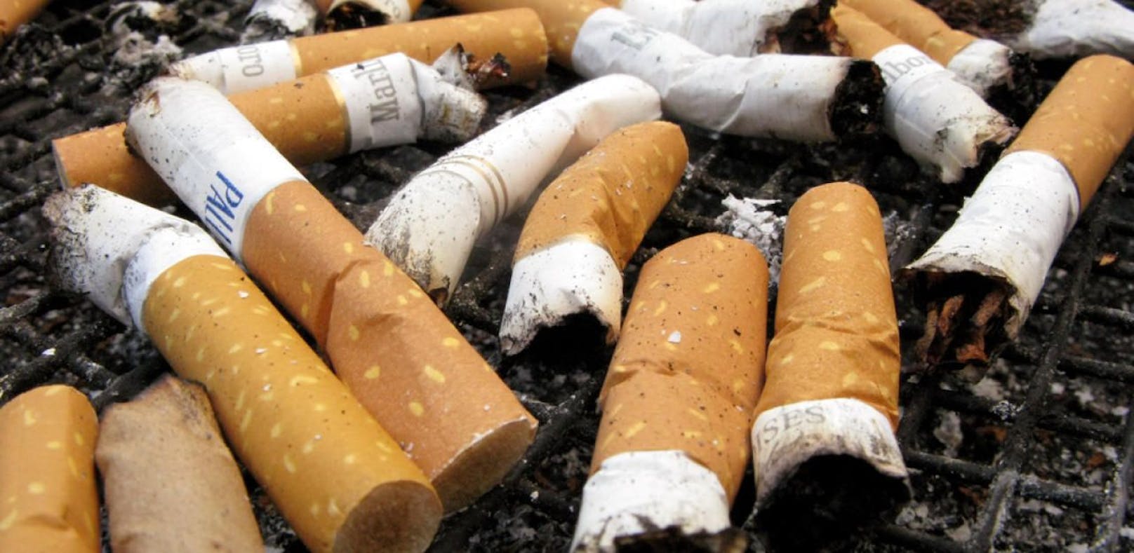 Rauchen bleibt in Raucherbereichen weiterhin erlaubt. (Symbolbild)