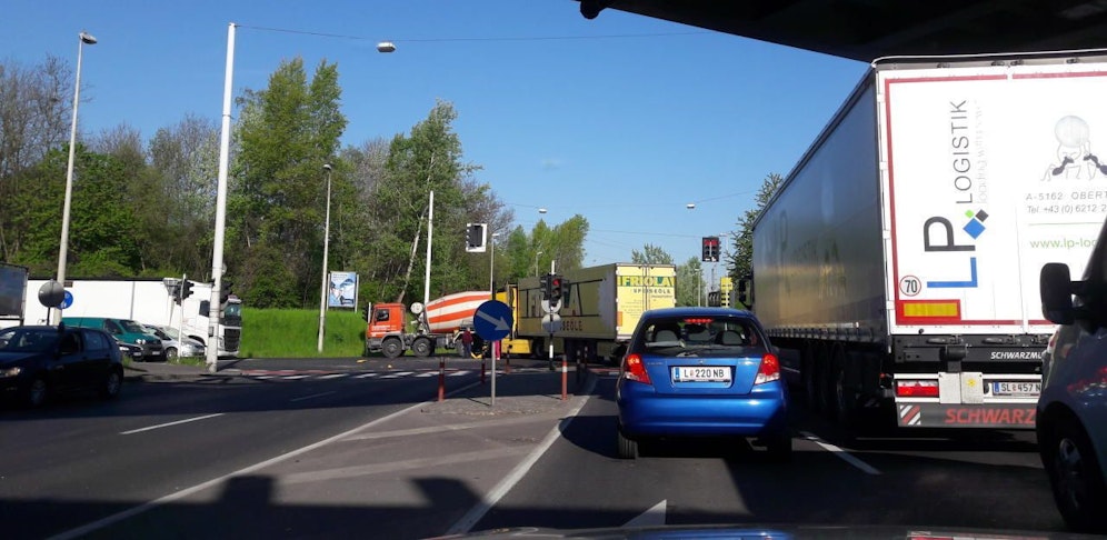 Ein Lkw-Unfall sorgte für Behinderungen.