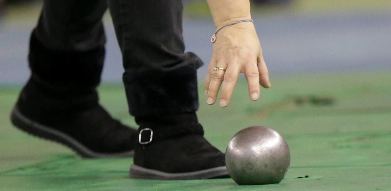 Heute.at - Tragisches Unglück! Kugel erschlägt Kampfrichter