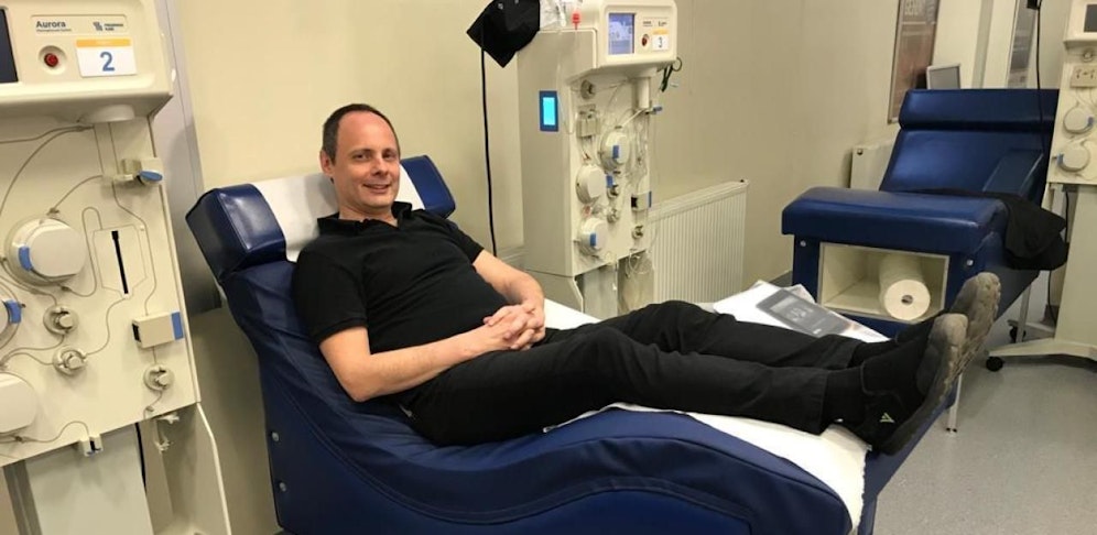 Andreas Bergmann hatte Corona, ist jetzt wieder gesund. Er spendete bereits. "Die Plasmaspende ist eine Möglichkeit, relativ schnell, Menschen zu helfen, die wirklich schwer erkrankt sind", sagt er.