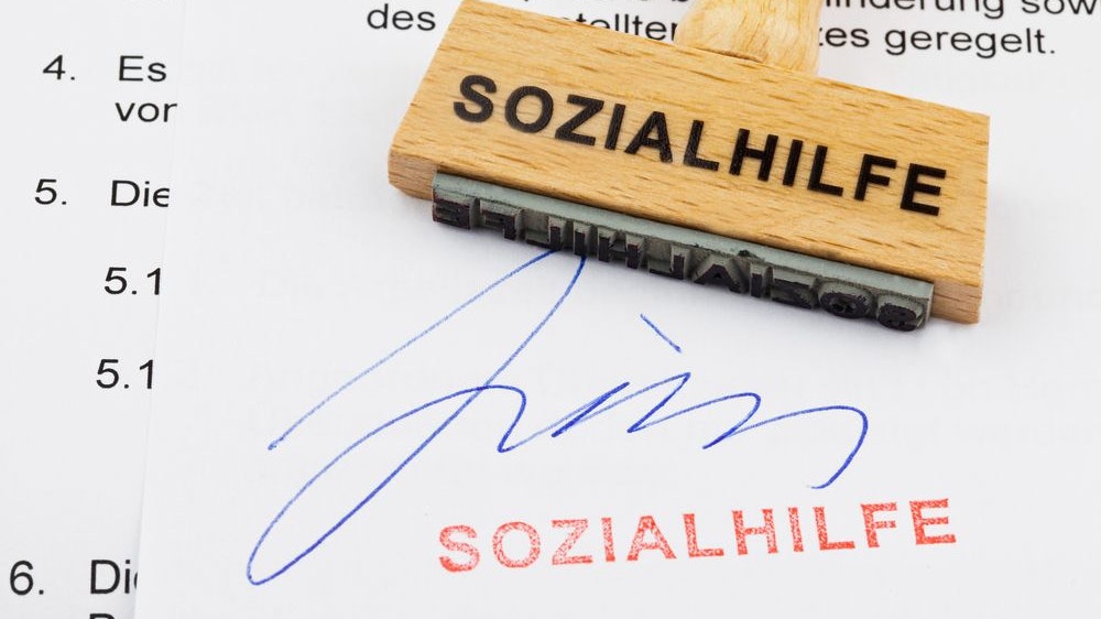 Heute.at - Eiskaltes Gesetz kürzt ab jetzt Sozialhilfe drastisch